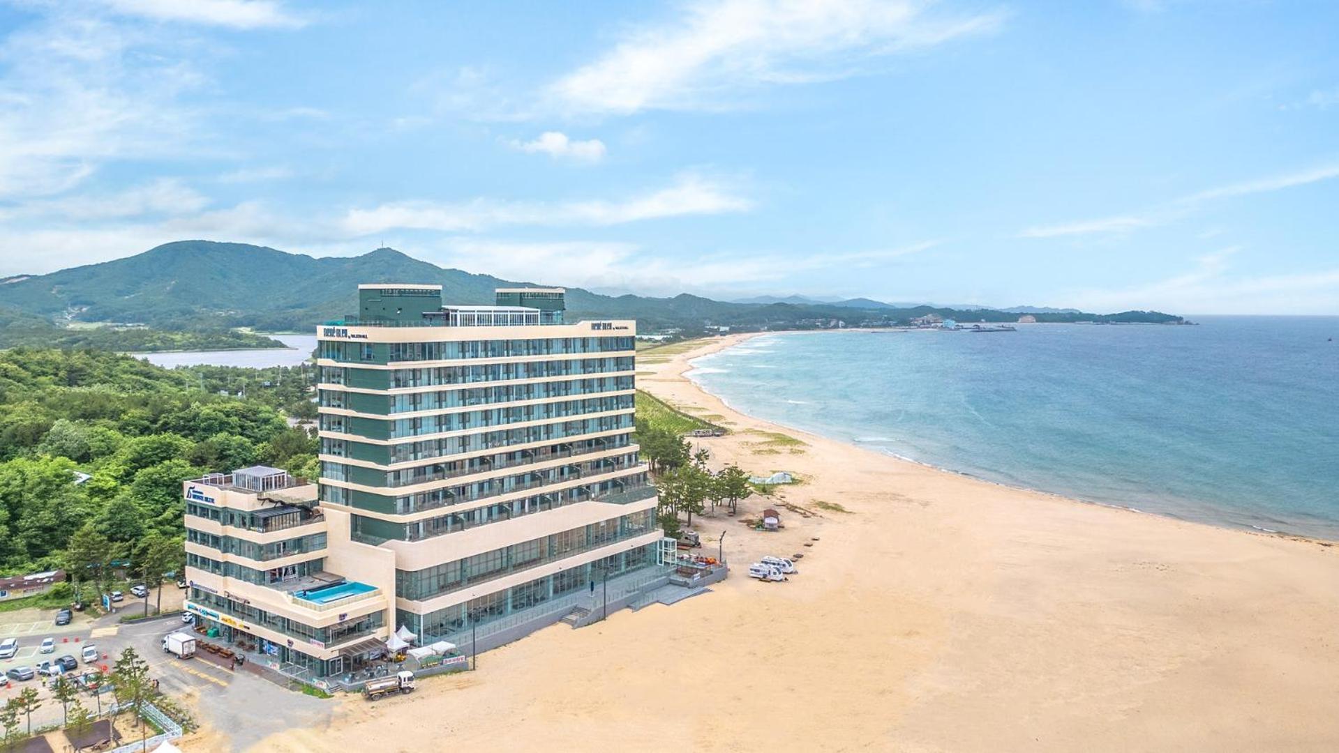 Goseong Moneblue Pension Ngoại thất bức ảnh